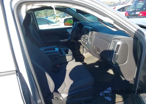 2015 Chevrolet Silverado 1500 1Lt z USA, uszkodzony, nr VIN 1GCVKREH5FZ426774